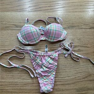 Frankie’s bikinis set